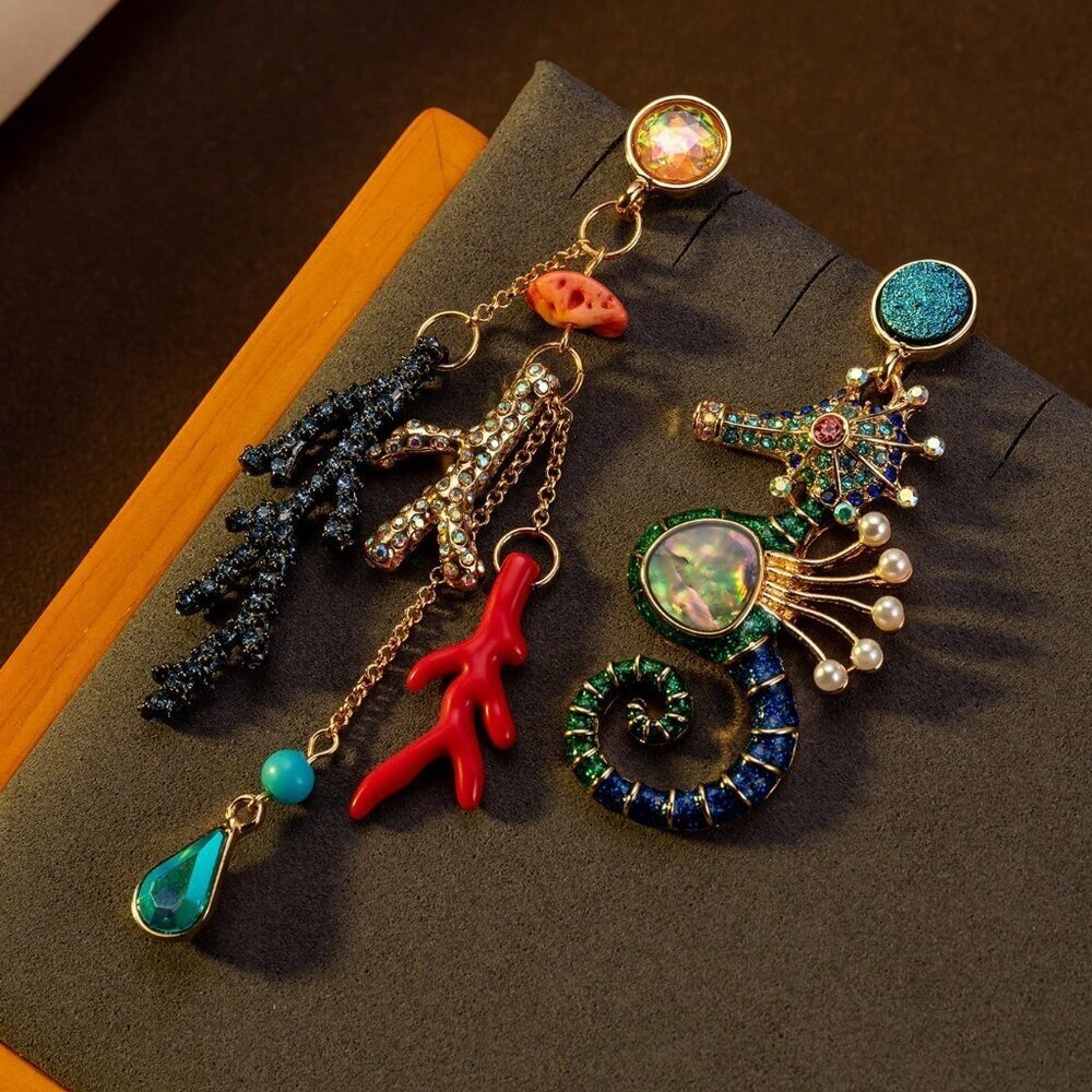 Color Casual Women's Ocean Style Earrings And Necklace Set